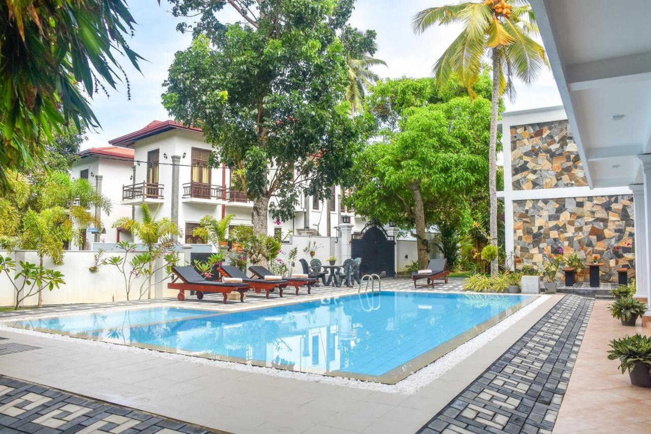 Villa De White Sambur Hikkaduwa Exterior photo