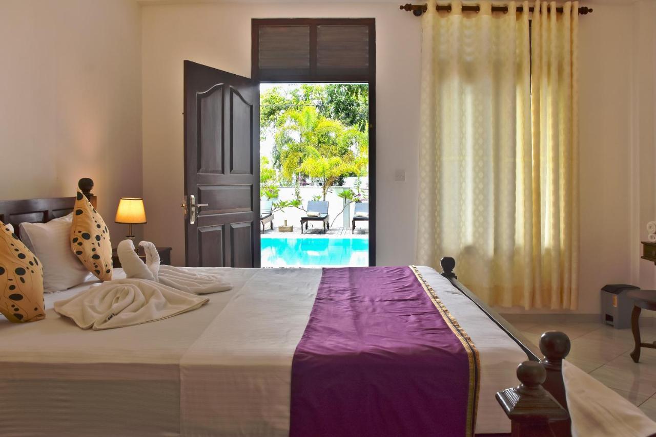 Villa De White Sambur Hikkaduwa Exterior photo
